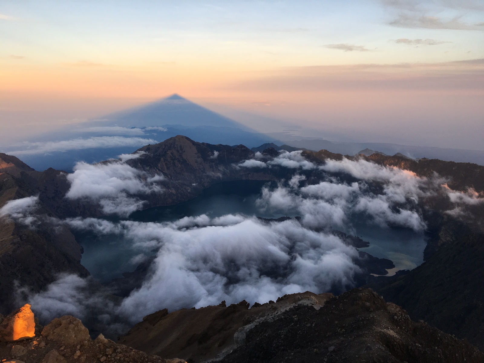 Sunset atop Mount Rinjani, Lombok, Indonesia - Summits.com