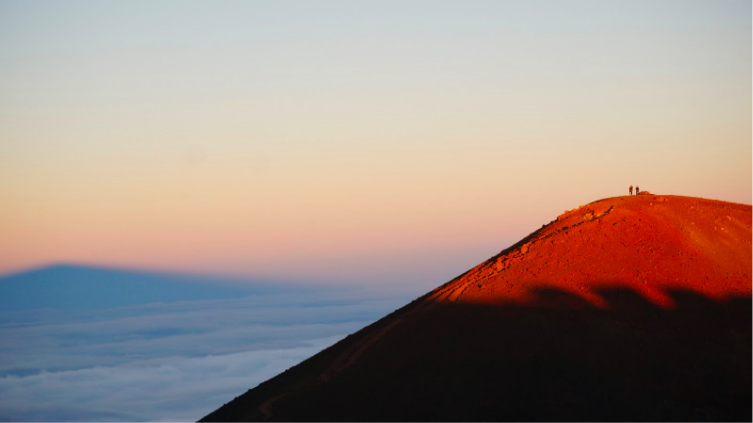 Sunset from the top of Mauna Kea.